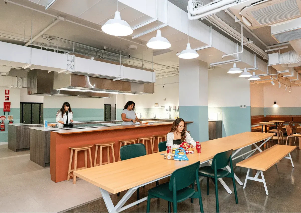 Kitchen 1